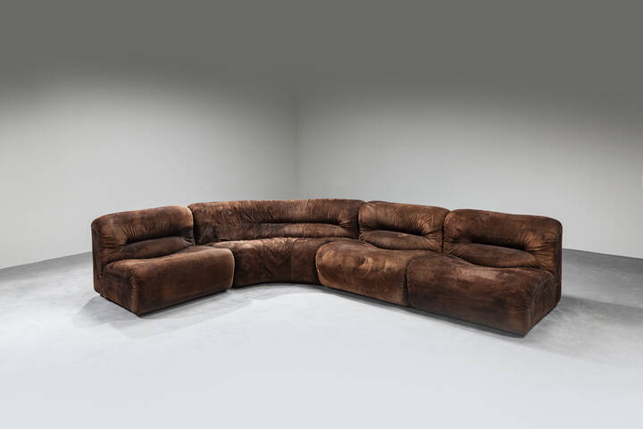  TITINA AMMANATI, GIAMPIERO VITELLI - Divano mod. Stringa<br>