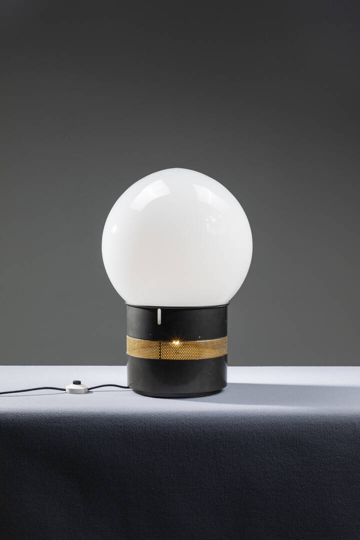 GAE AULENTI - Lampada mod. Mezzo Oracolo