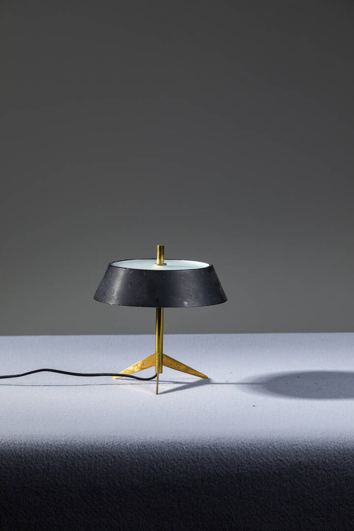 GIUSEPPE OSTUNI - Lampada da tavolo