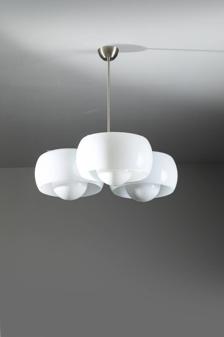 VICO MAGISTRETTI - Lampada a sospensione mod. Omega a tre luci