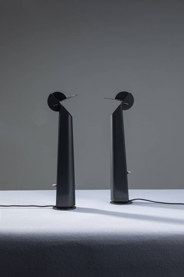 ACHILLE CASTIGLIONI - Coppia di lamapde da tavolo mod. Gibigiana 950 -960