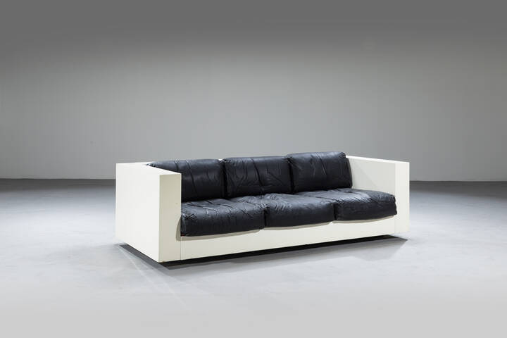 LELLA E MASSIMO VIGNELLI - Divano a tre posti mod. Saratoga 