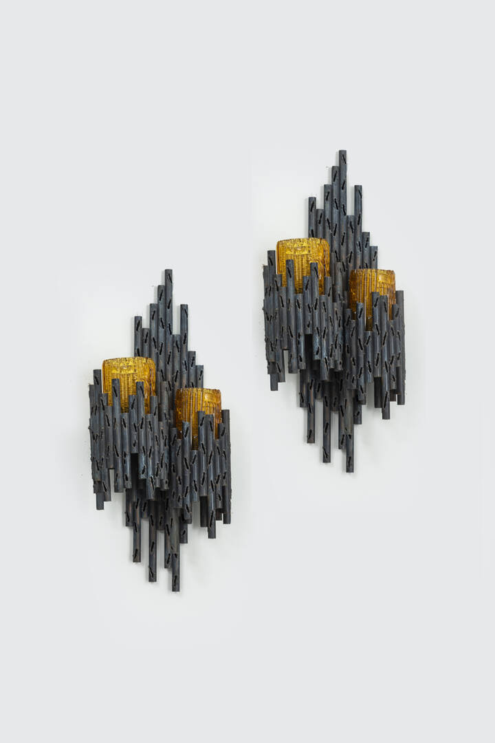 PRODUZIONE ITALIANA - Coppia di lampade da muro brutalista