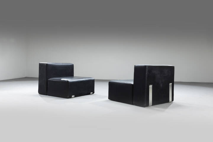 KAZUHIDE TAKAHAMA - Coppia di poltrone della serie Suzanne