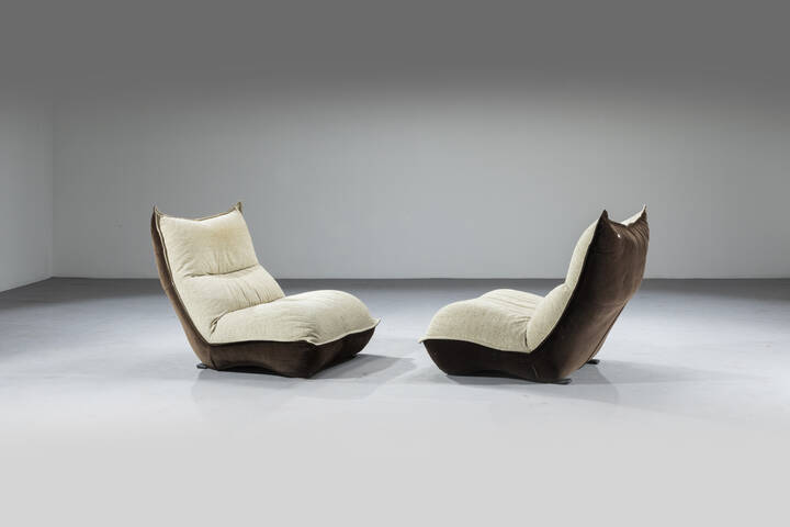 VITTORIO VARO - Coppia di poltrone mod. Zinzolo<br><br>