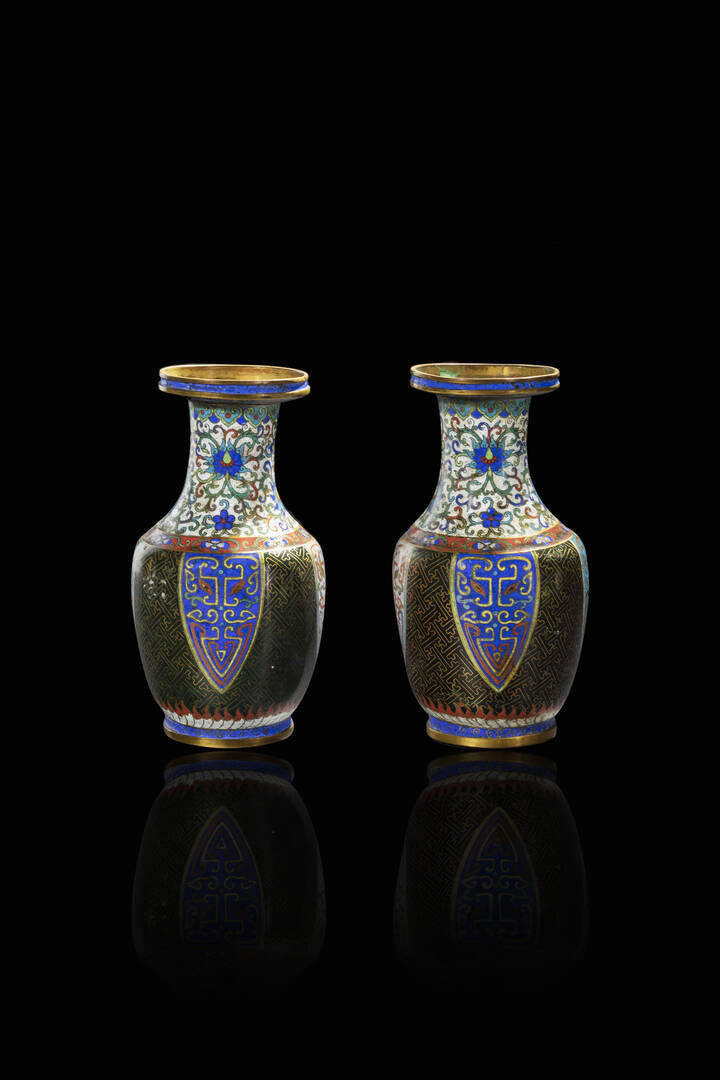 COPPIA DI VASI  - Coppia di vasi cloisonné