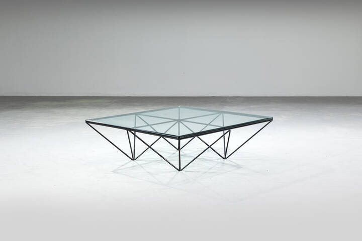 PRODUZIONE ITALIANA - Tavolino 