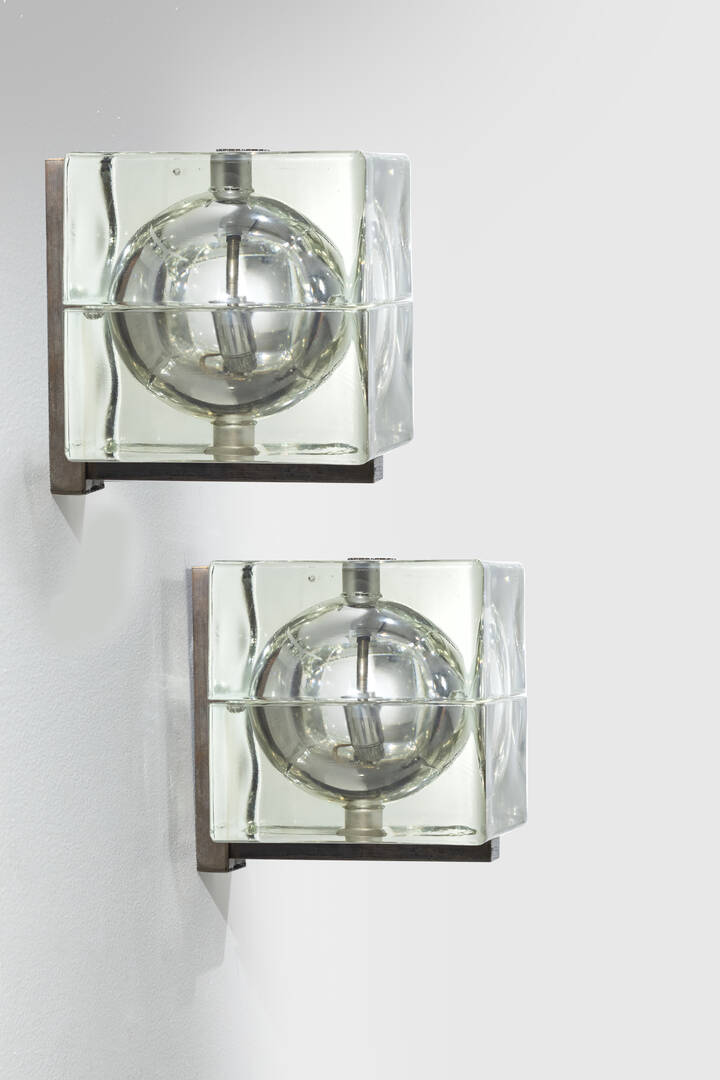 ALESSANDRO MENDINI - Coppia di lamapde da parete mod. Cubosfera