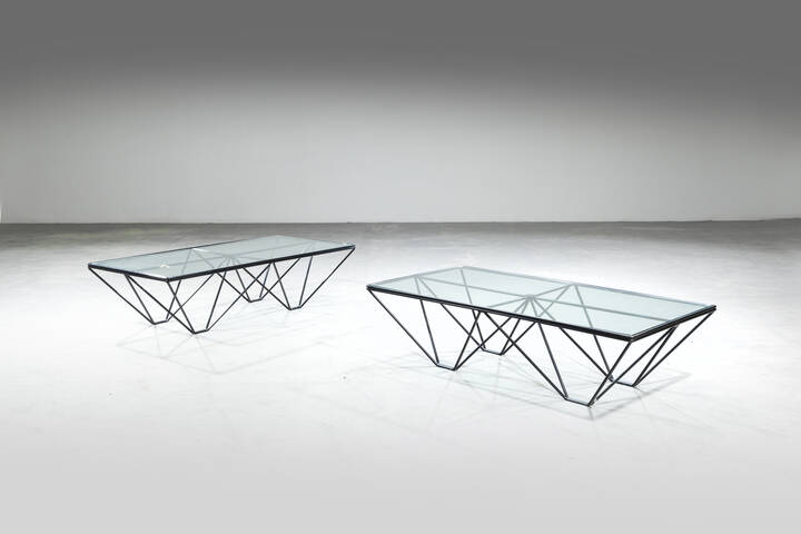 PRODUZIONE ITALIANA - Coppia di tavolini 