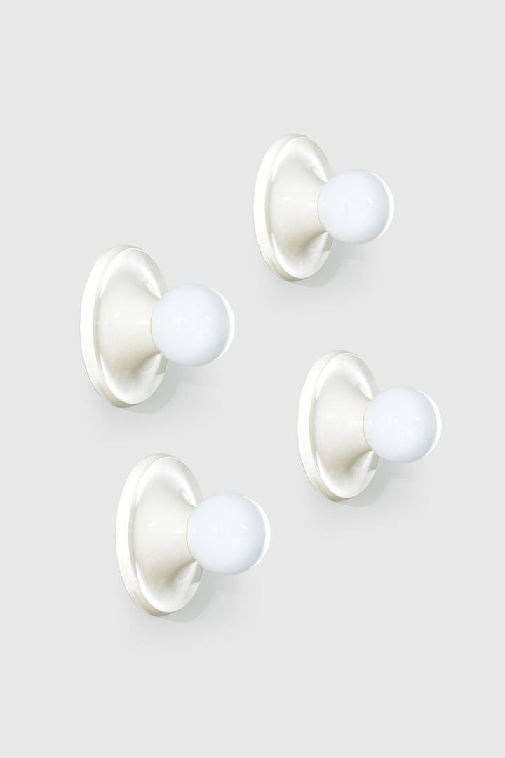 ACHILLE E PIER GIACOMO CASTIGLIONI - Quattro lampade da parete