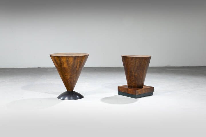 PRODUZIONE ITALIANA - Coppia di alzate a forma geometrica