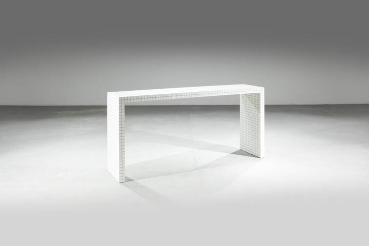 SUPERSTUDIO - Consolle della serie Quaderna 710