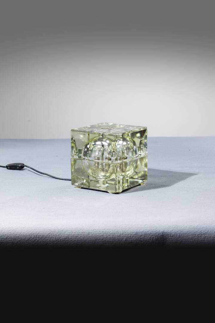 ALESSANDRO MENDINI - Lampada da tavolo mod. Cubosfera