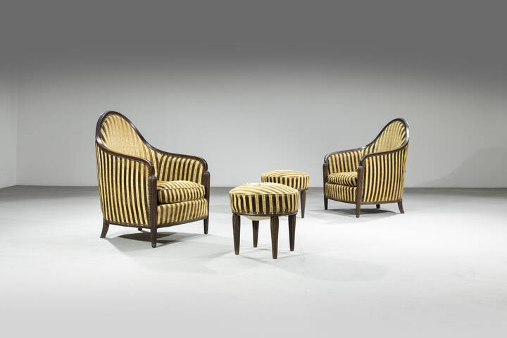 PRODUZIONE FRANCESE - Coppia di poltrone con poggiapiedi