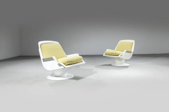 RICHARD NEAGLE - Coppia di poltrone mod. Nike