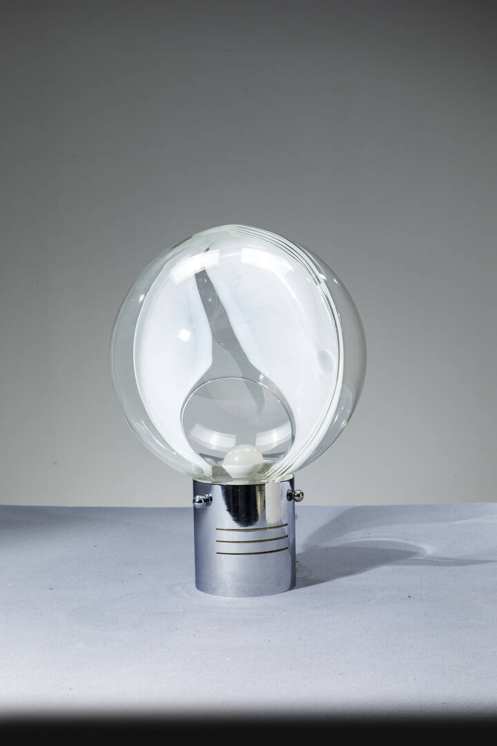 TONI ZUCCHERI - Lampada da tavolo delle serie Membrane