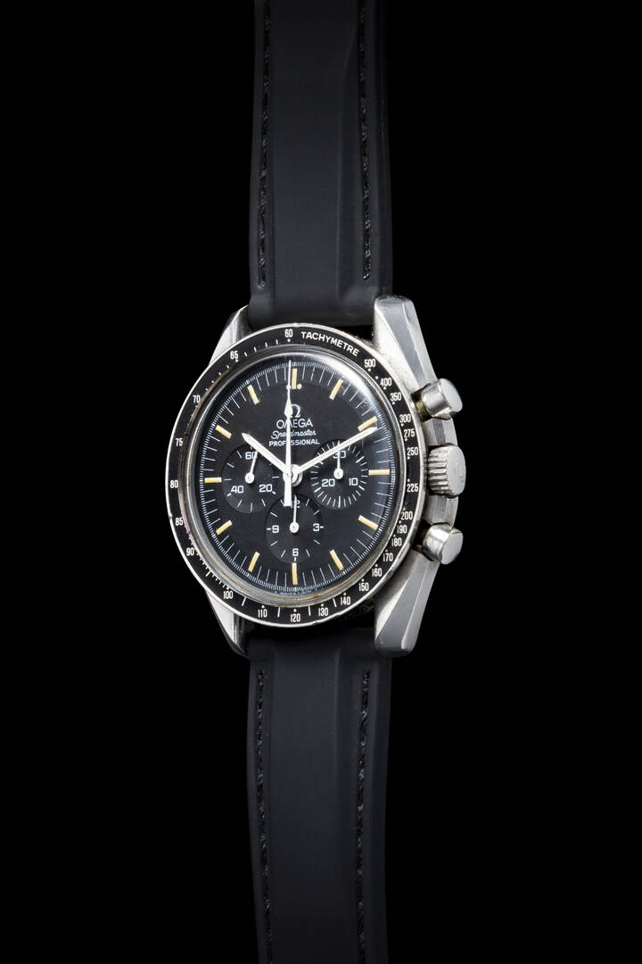 OMEGA - Mod. “Speedmaster Professional Moonwatch”, ref. 1450022 anno 1995