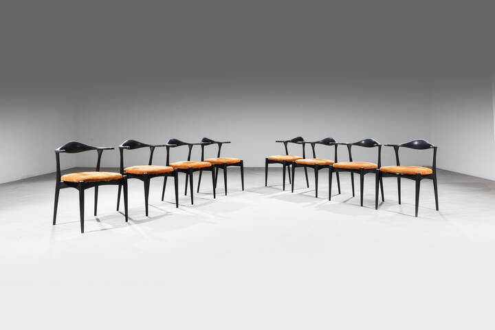 PRODUZIONE ITALIANA - Otto sedie