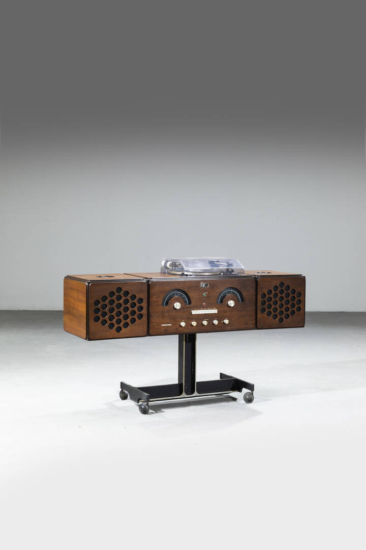 ACHILLE E PIER GIACOMO CASTIGLIONI - Radiofonografo Brionvega RR126