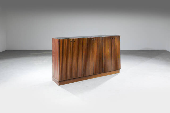 PRODUZIONE ITALIANA - Mobile contenitore a sei ante