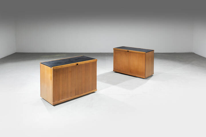 VICO MAGISTRETTI - Coppia di credenze mod. MB55