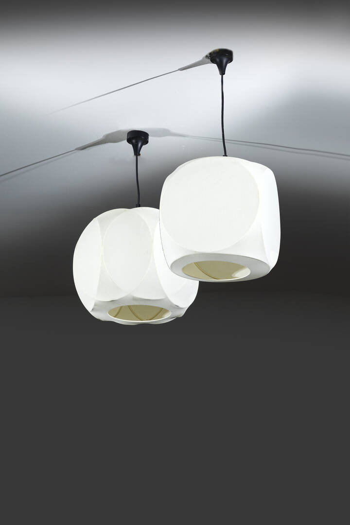 PRODUZIONE ITALIANA - Coppia di lampade a sospensione 