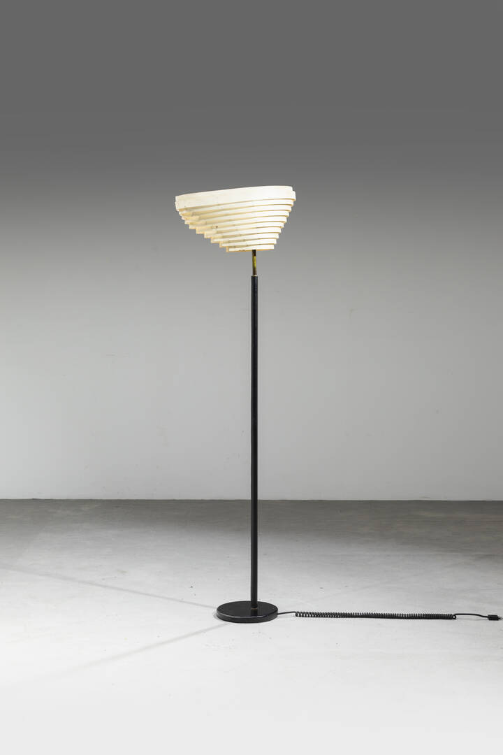ALVAR AALTO - Lampada da terra mod. A805 'Angel Wing'