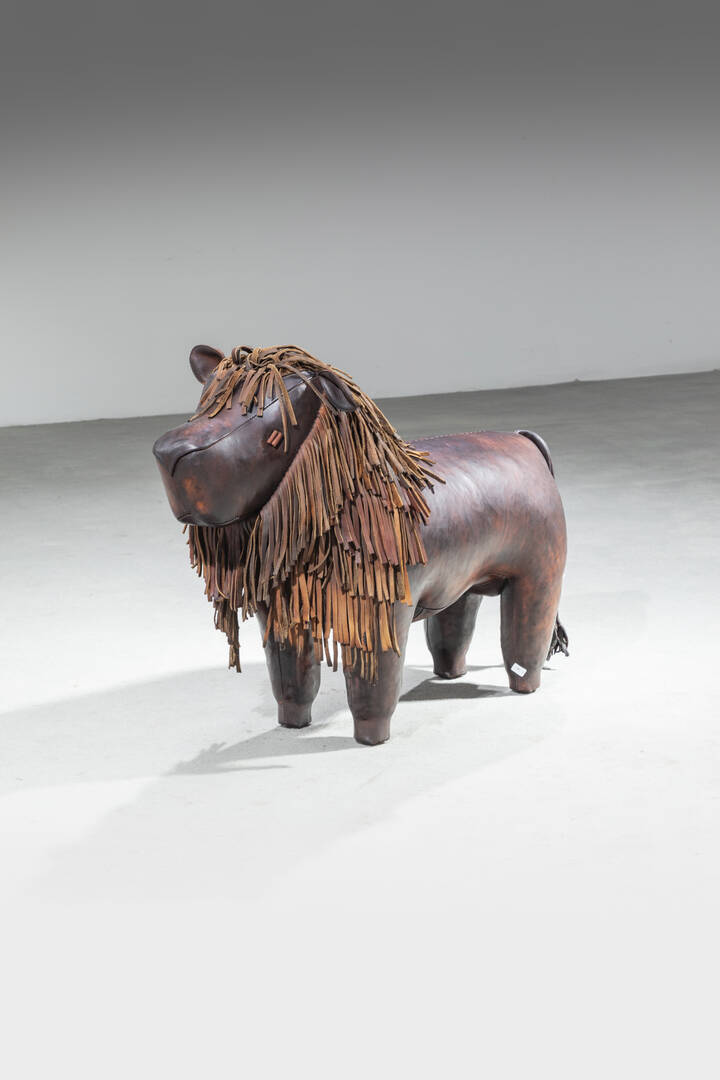 DIMITRI OMERSA - Poggiapiedi mod. Leone