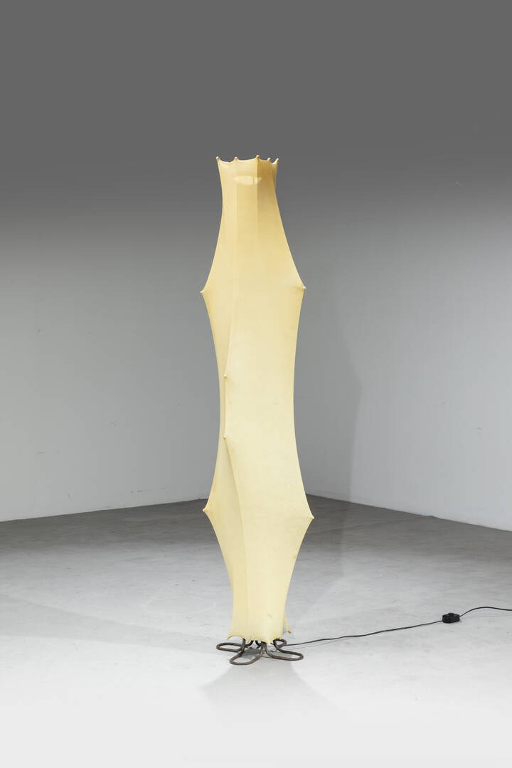 ACHILLE E PIER GIACOMO CASTIGLIONI - Lampada da terra Mod. Fantasma