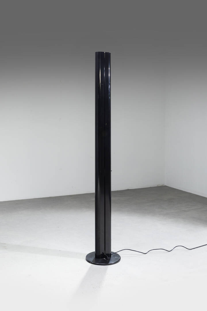 GIANFRANCO FRATTINI - Lampada da terra mod. Megaron