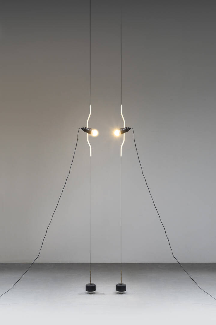 ACHILLE CASTIGLIONI, PIO MANZU' - Coppia di lampade mod. Parentesi