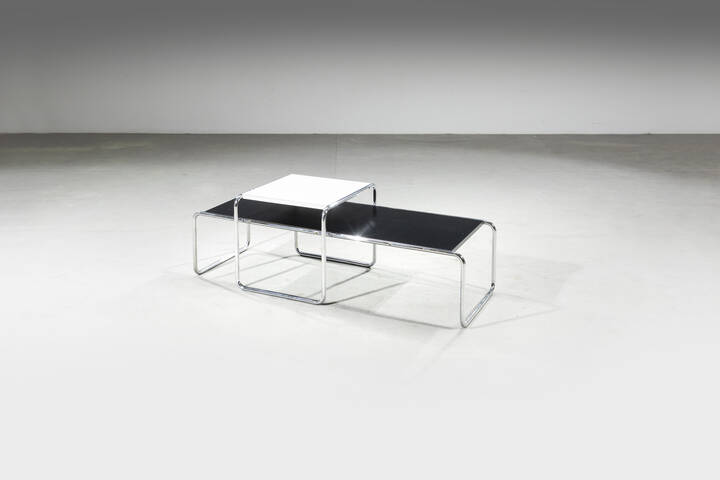 MARCEL BREUER - Coppia di tavolini mod. Laccio