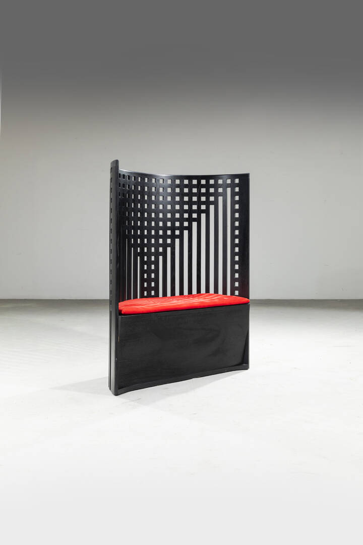 CHARLES RENNIE MACKINTOSH - Poltrona mod. Willow