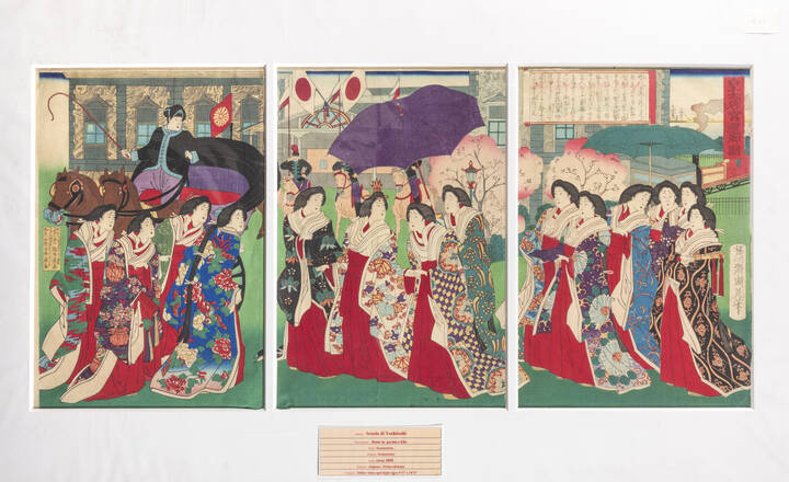 YOSHITOSHI TSUKIOKA (SCUOLA DI) -  'Trittico Dame in parata a Edo', 1890 circa