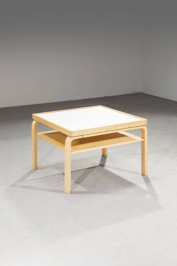 ALVAR AALTO - Tavolino mod. 910
