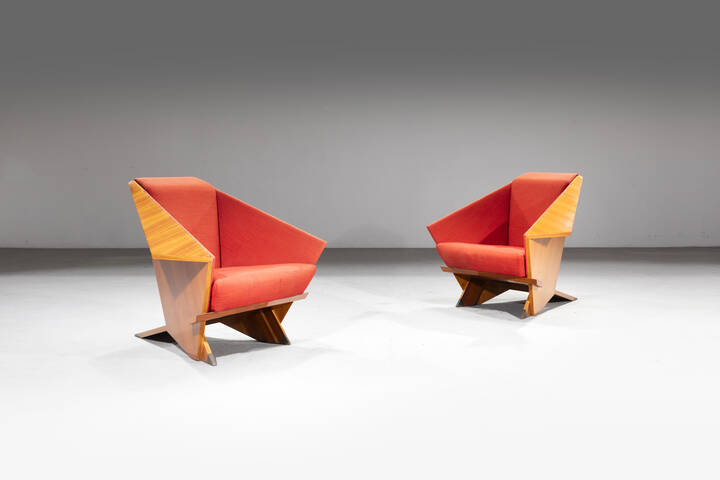 FRANK LLOYD WRIGHT - Coppia di poltrone mod. 607 Taliesin 1 'Origami'