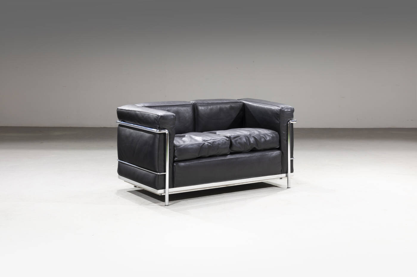 LE CORBUSIER - Divano a due posti mod. LC2