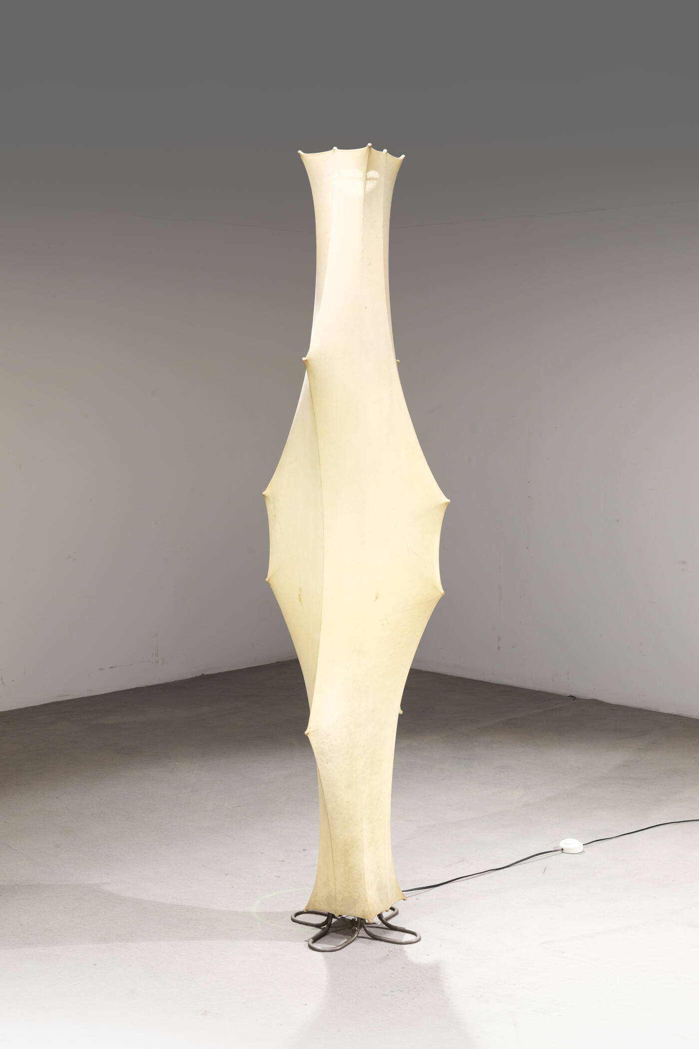 AFRA E TOBIA SCARPA - Lampada da terra mod. Fantasma