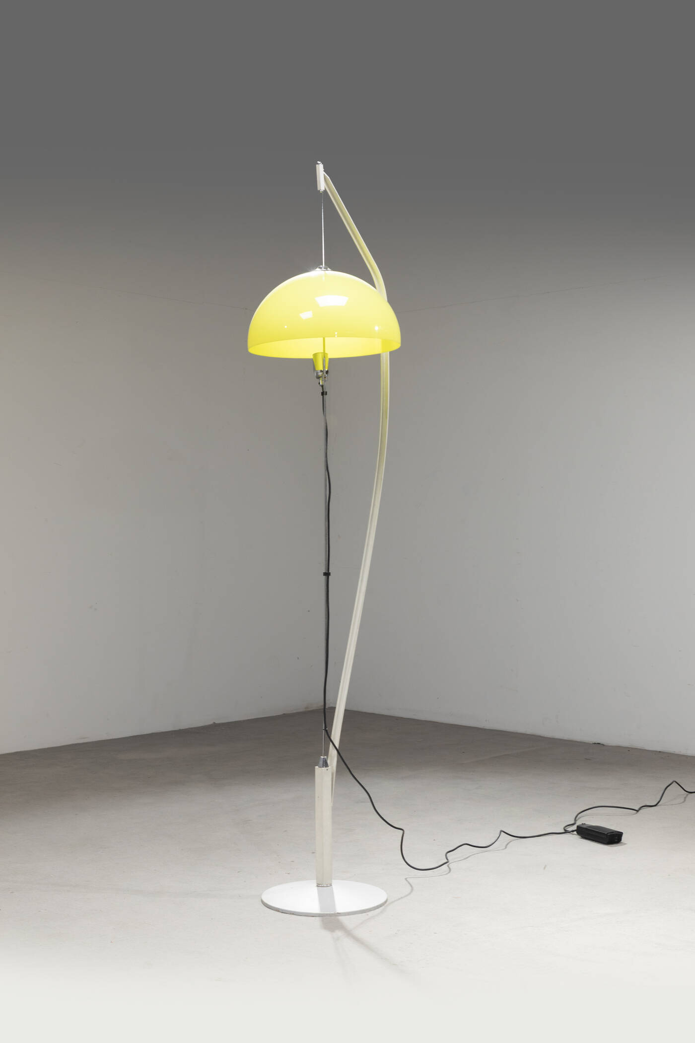 PRODUZIONE ITALIANA - Lampada da terra