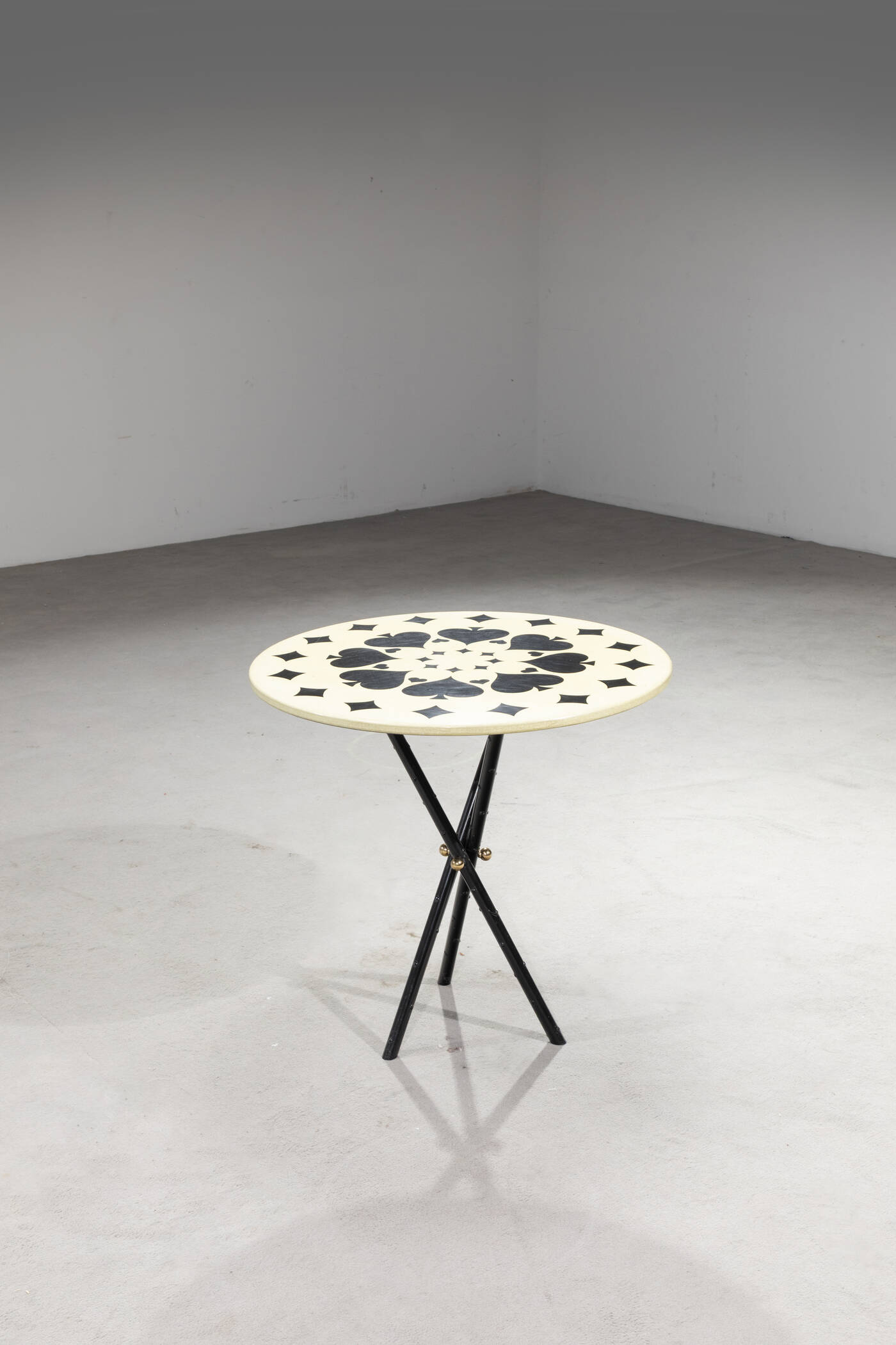 PIERO FORNASETTI - Tavolino