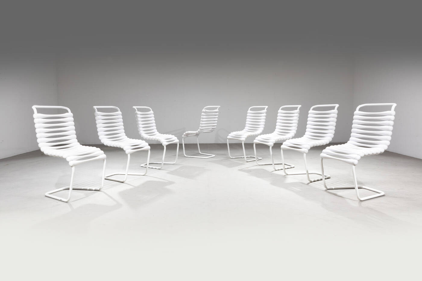 KARIM RASHID - Otto sedie mod. Bounce KARIM RASHID - Otto sedie mod. Bounce