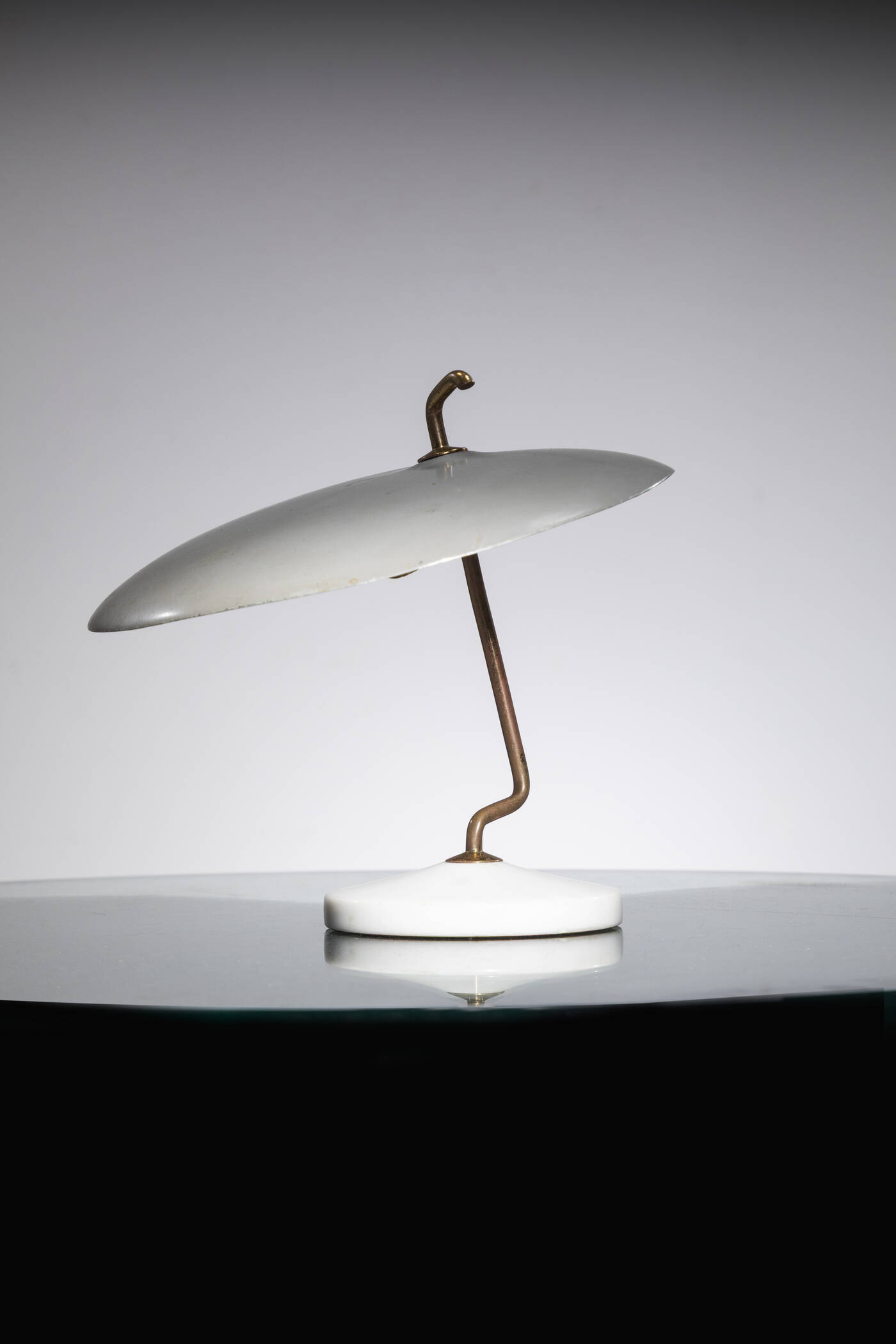 GINO SARFATTI - Lampada da tavolo mod. 537 G/P