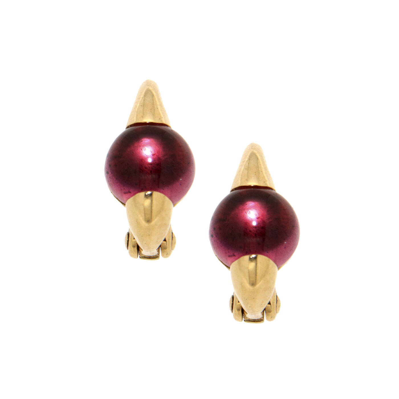 POMELLATO - Orecchini in oro giallo, a monachella, firmati 'Pomellato', modello 'M'ama non m'ama', con due semisfere di rodolite<br>Peso g 4,1