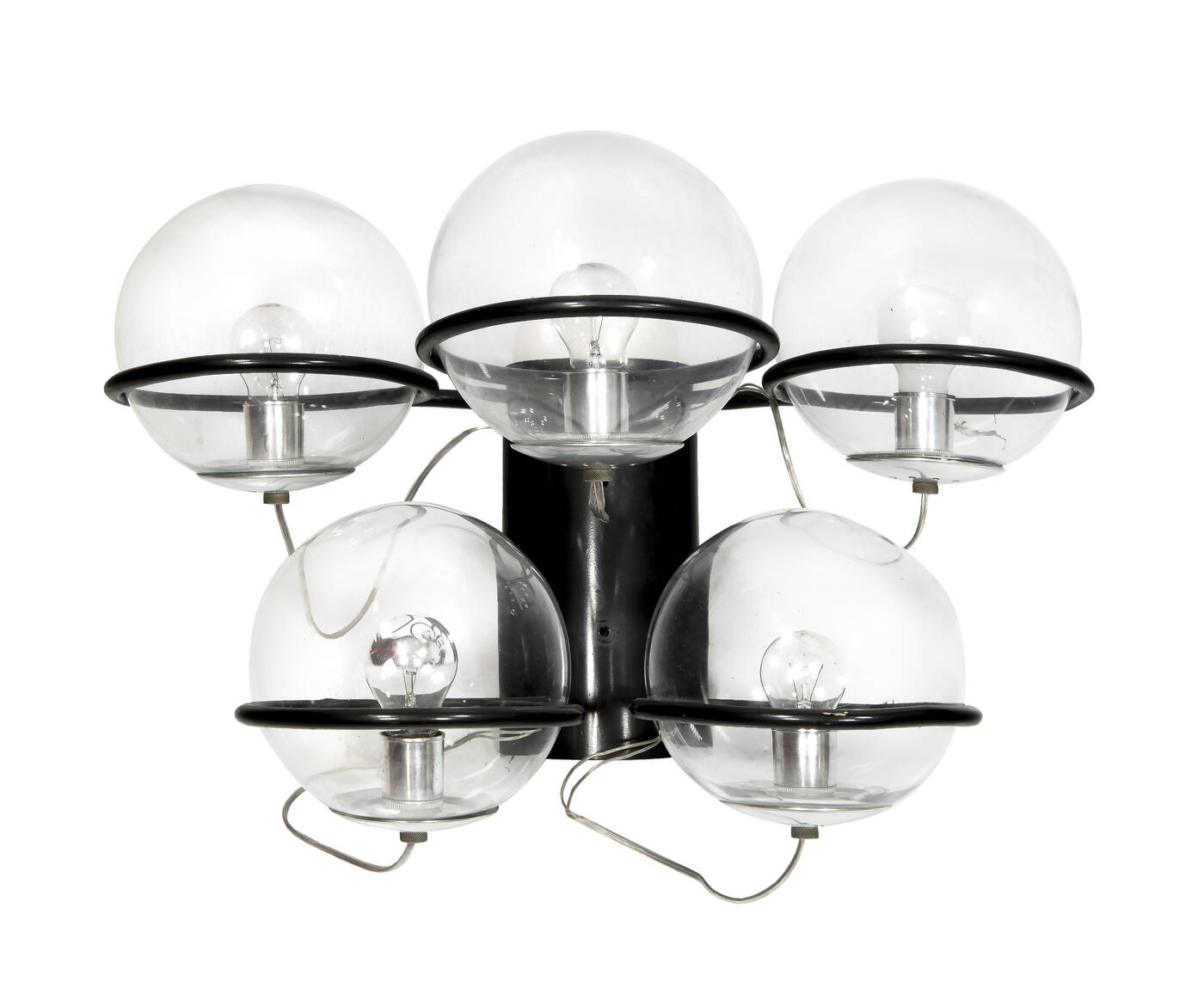 GINO SARFATTI - 237<br>Lampada a parete con struttura in metallo verniciato e diffusori in vetro.