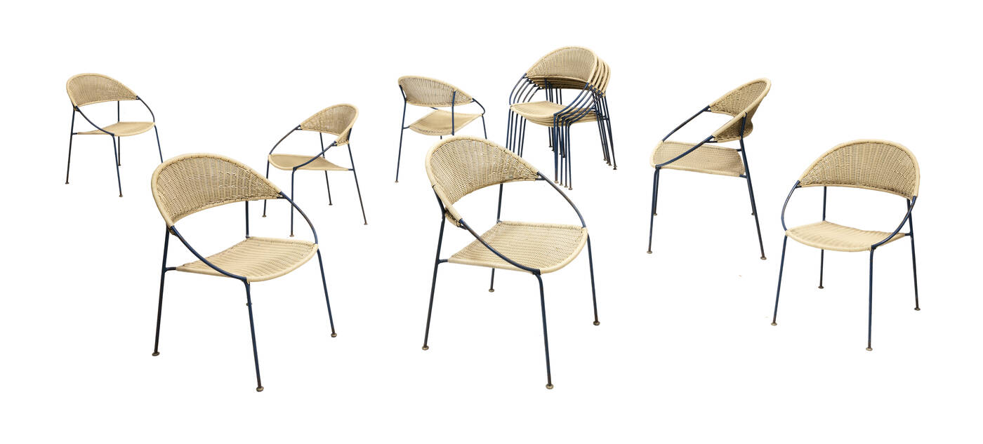 GASTONE RINALDI - Dodici sedie in tondino metallico laccato e nylon intrecciato.