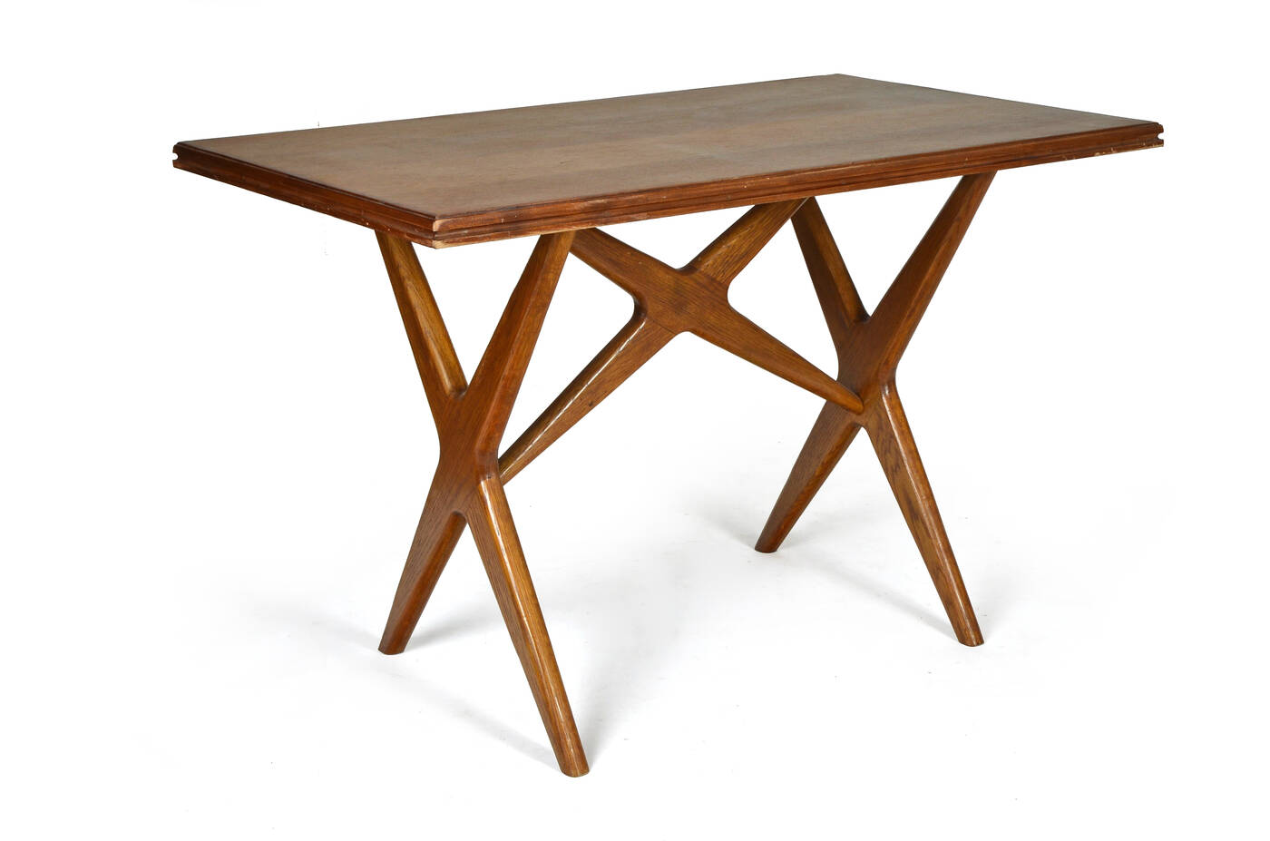 ICO PARISI, nello stile di - Tavolo da pranzo in legno di noce.