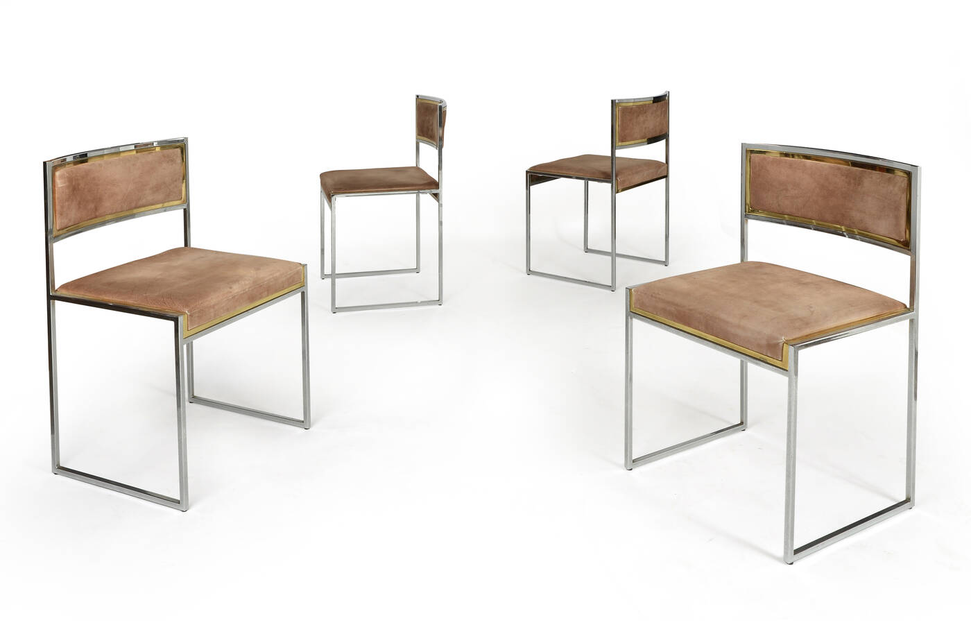 PRODUZIONE ITALIANA - Quattro sedie con struttura in metallo cromato 