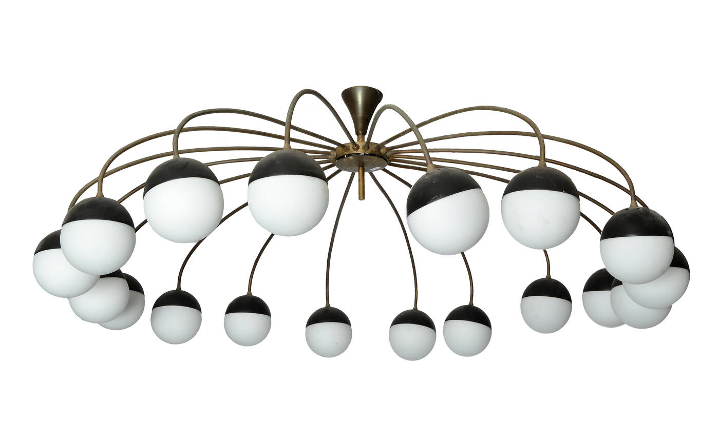 PRODUZIONE ITALIANA - Grande lampadario a diciotto punti luce con 