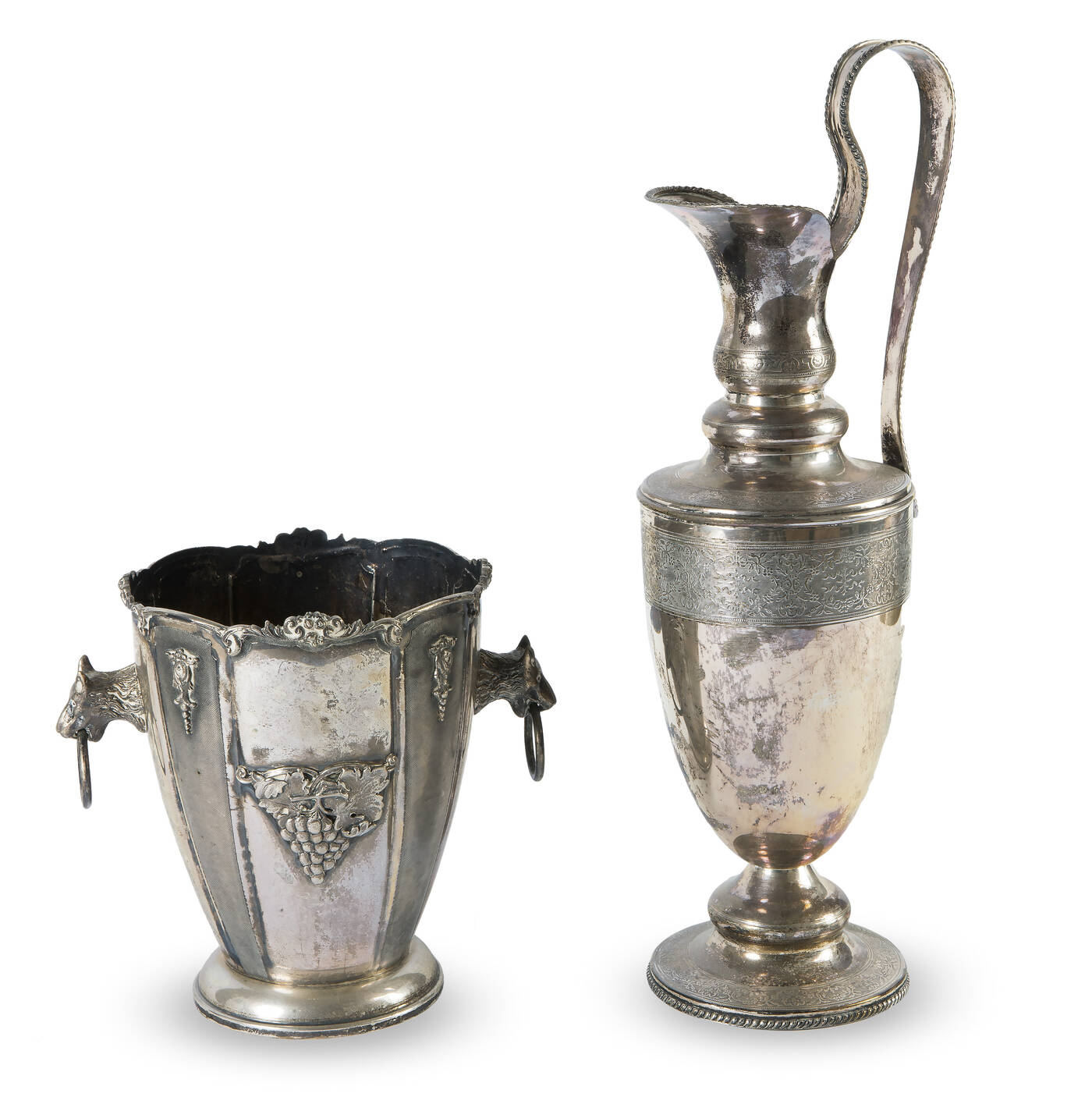 LOTTO DI DUE OGGETTI IN ARGENTO