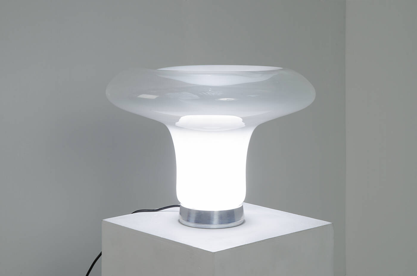 ANGELO MANGIAROTTI - Lampada da tavolo mod. Lesbo